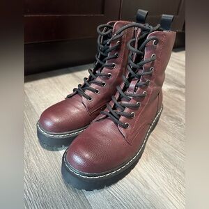Combat Boots size 8.5M